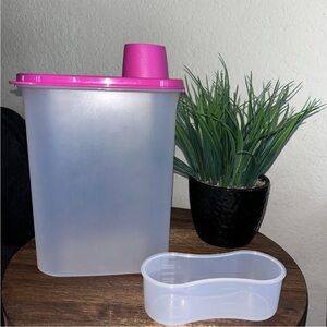 Tupperware vintage Modular Mate Oval Pour All Seal Spout Dispenser Pink New